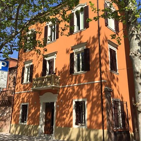 Vittorio Veneto 25 Hotel Modena Luaran gambar